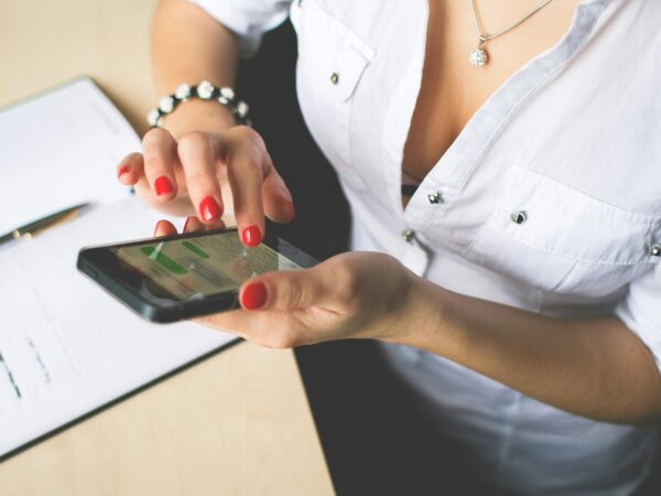 Choosing the Right Messaging App for Your Business